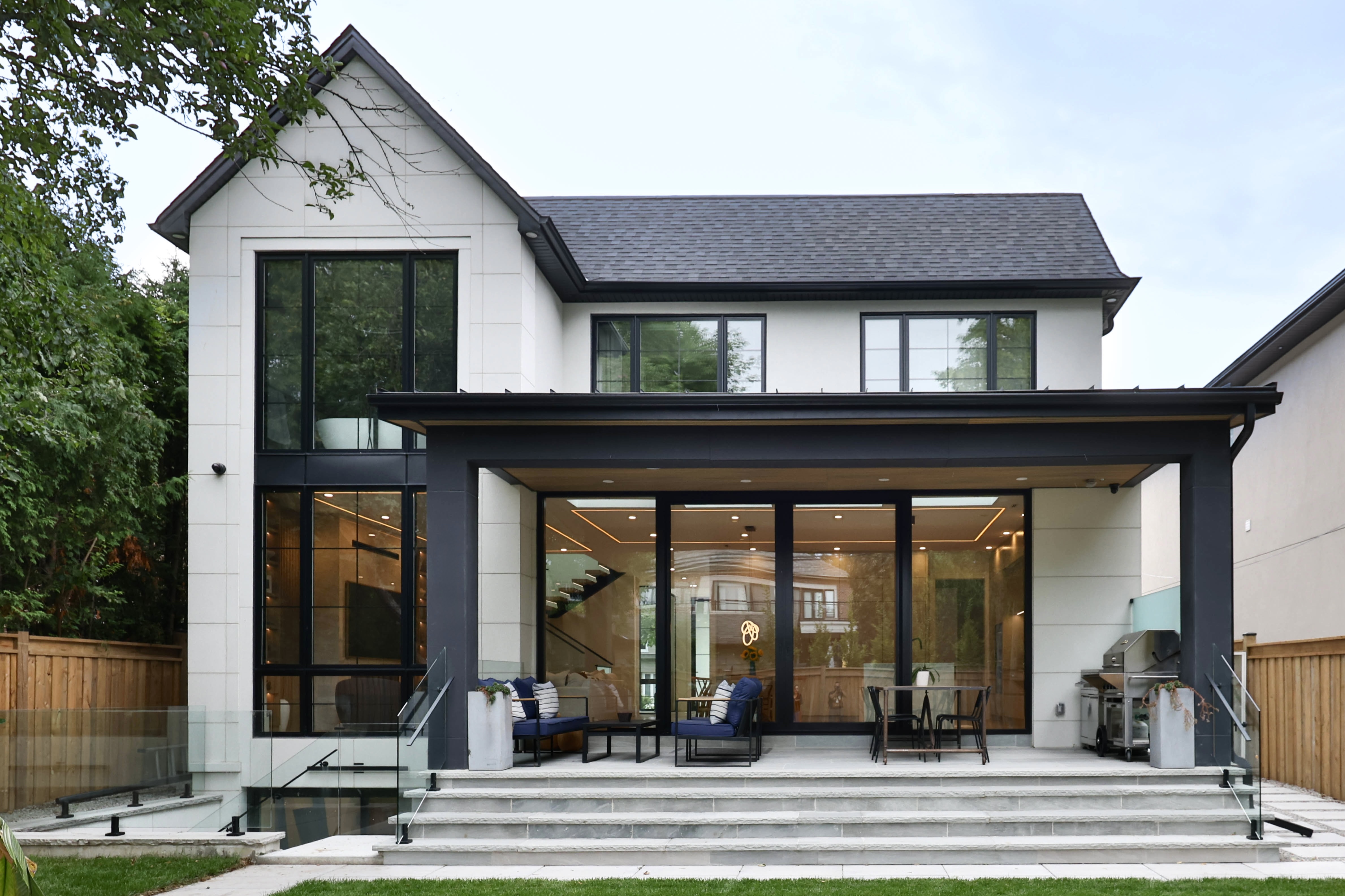 Outdoor Front view 7